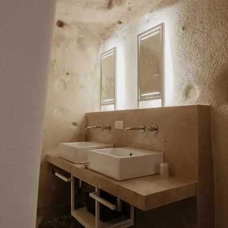 Pietragialla Pensionat 3*